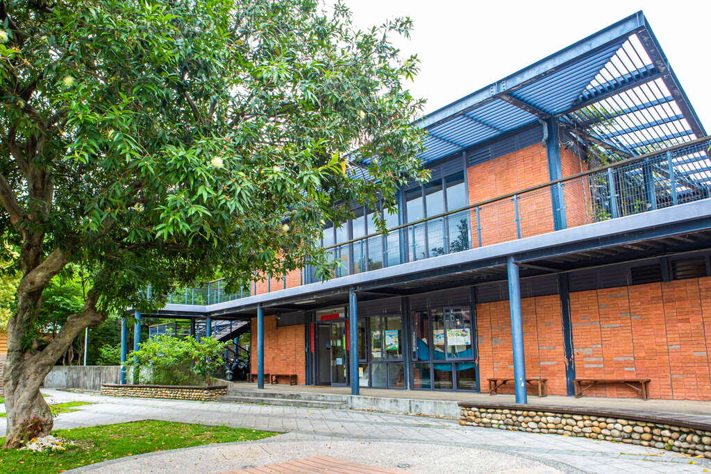 1024x768_attractions-image-n6zjlhdex0q7lw77-omy7w