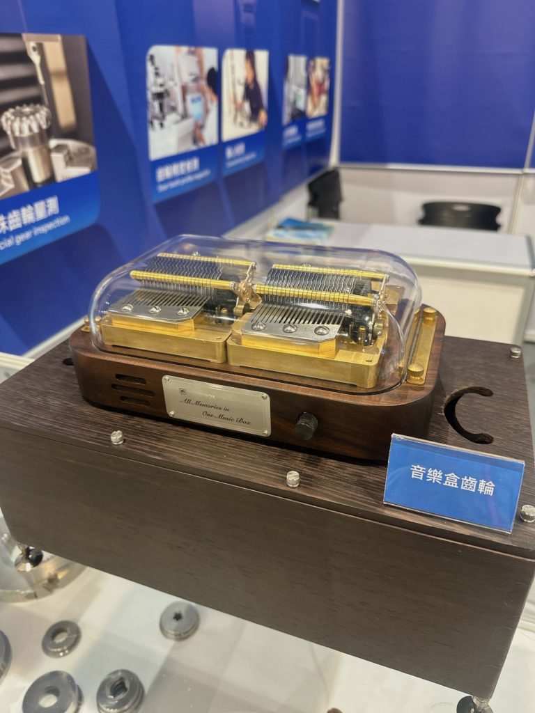 The Muro Box-N40 Sublime Music Box is on display at the 2024 Taipei International Mold & Die Industry Fair, located at the MODELMARK booth.