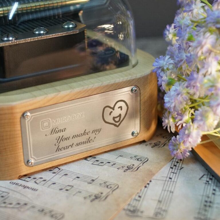 客戶 K. Gold 訂製智慧音樂盒Muro Box客製化編曲-Ballade Pour Adeline，送給太太表達心意。