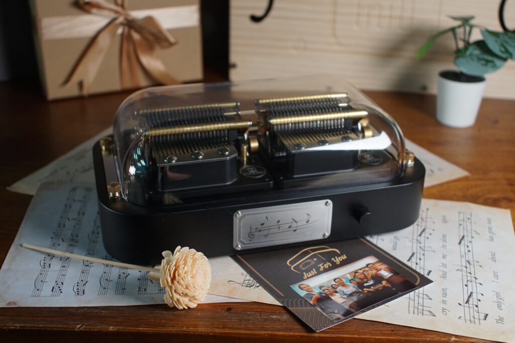 Siegfried Fulfilled His Music Box Dream with the Muro Box Team